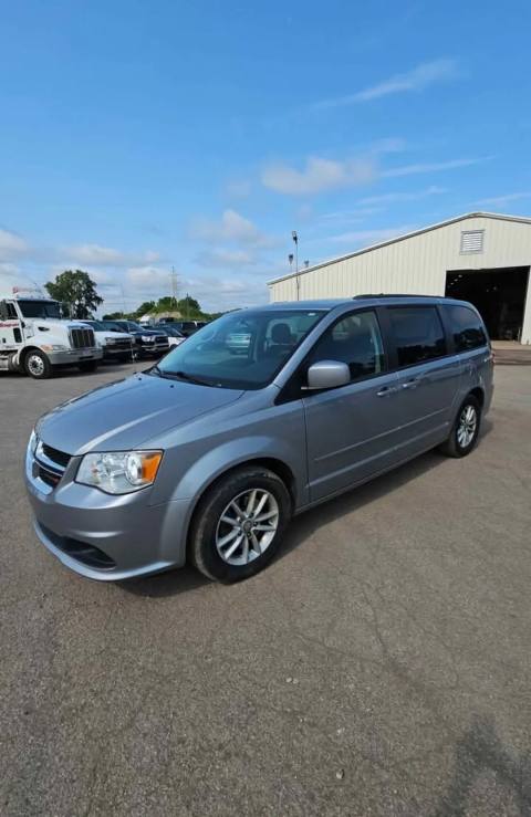 Vehicle photo 3